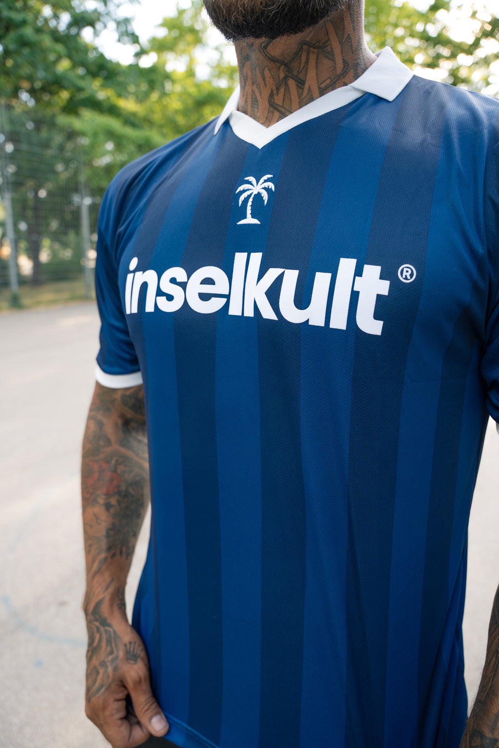 STRIPED RETRO JERSEY VINTAGE BLUE