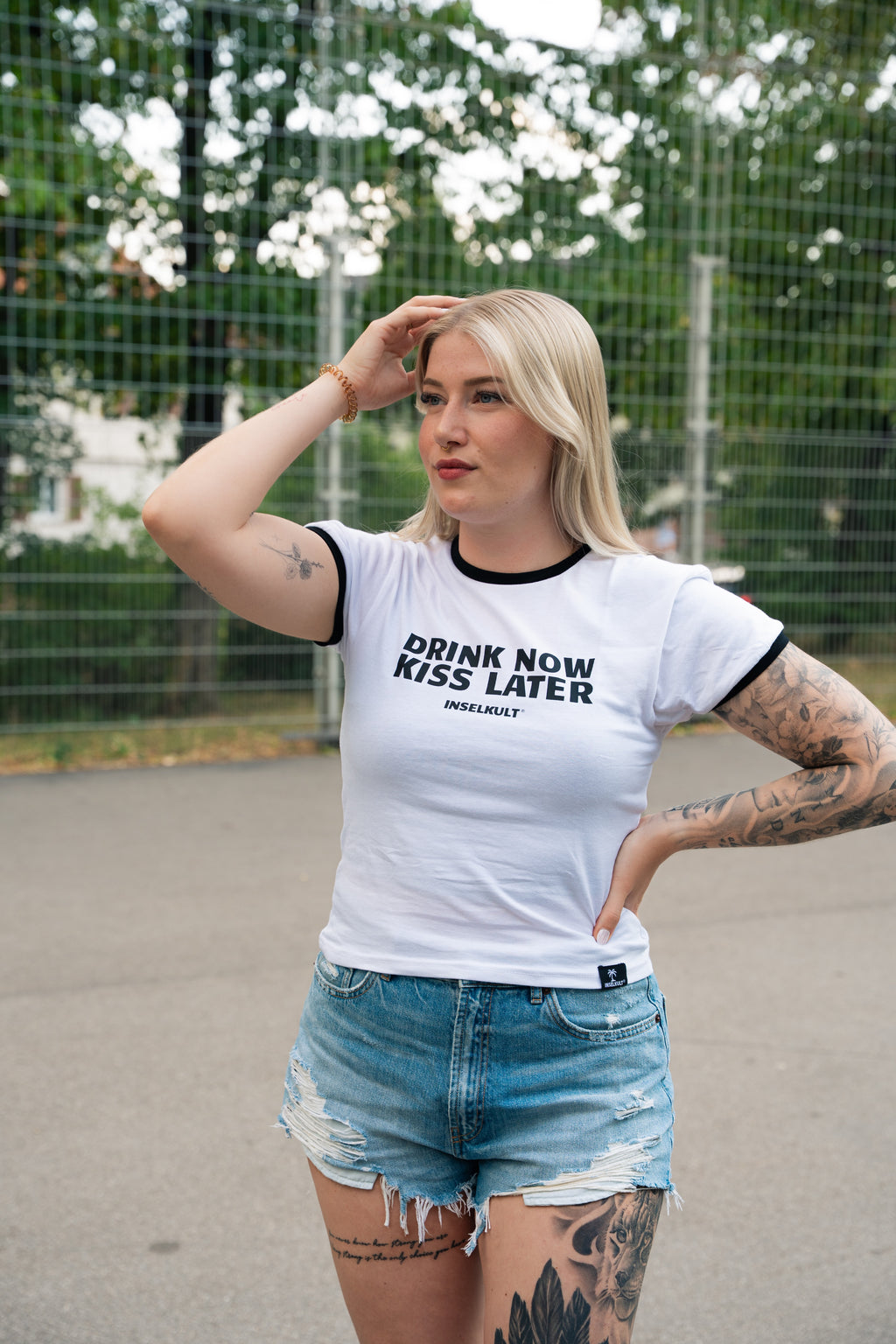 DRINK NOW KISS LATER RINGER T-SHIRT WHITE