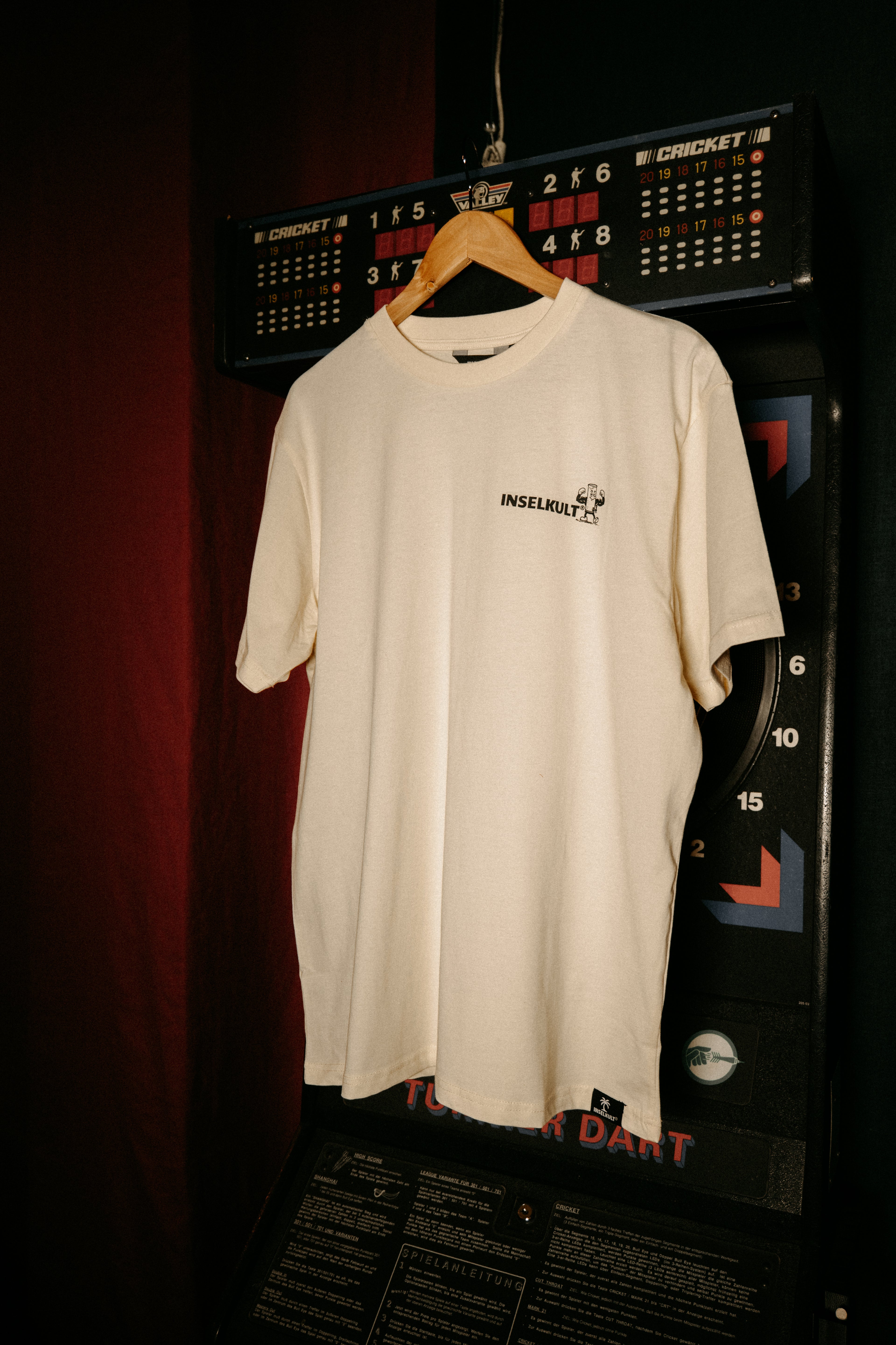 DRINKING WORKSHOP COMIC T-SHIRT OFF-WHITE